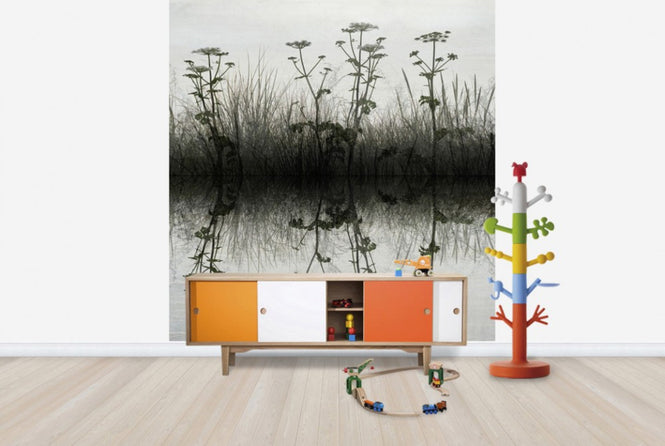 PHOTOWALL / Floral Water Reflection (e23751)