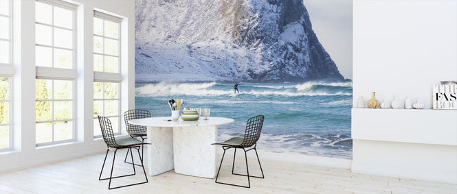 PHOTOWALL / Surfing Lofoten in Winter (e313040)