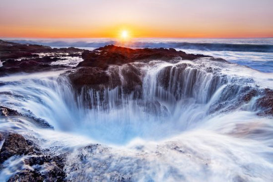 PHOTOWALL / Oregon Waterfall (e317762)