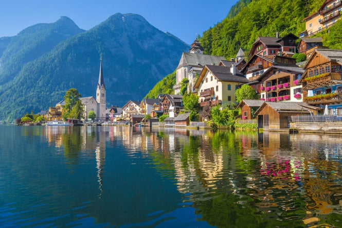 PHOTOWALL / Mountain Village in the Alps (e317942)