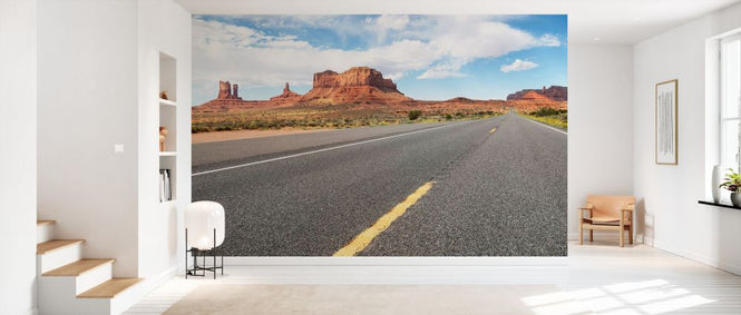 PHOTOWALL / On the Road in Monument Valley (e334158)